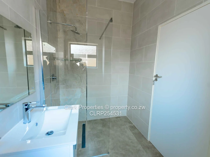 Newly Built Apartment in Greystone Park