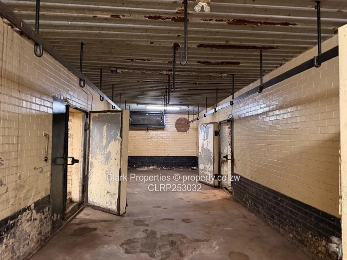 Industrial & Commercial Property For Sale