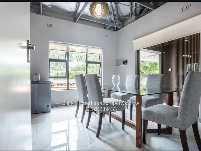 6-Bed Rolf Valley Home 