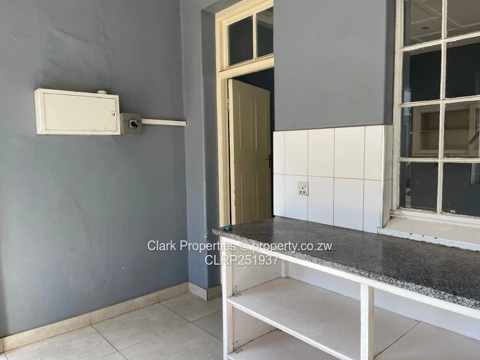 Commercial Property in the Avenues!