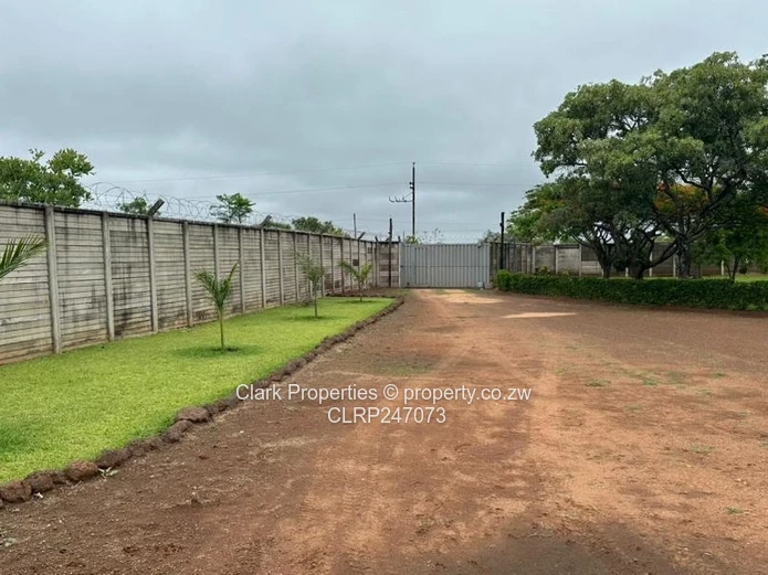 Expansive 4-Acre Property, Smallholding Lifestyle