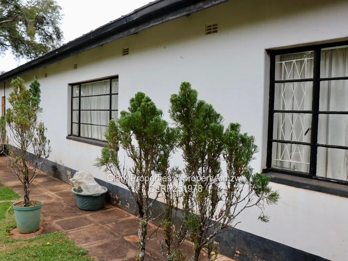 Fully Furnished 5-Bed Holiday Retreat (Sole Mandate)