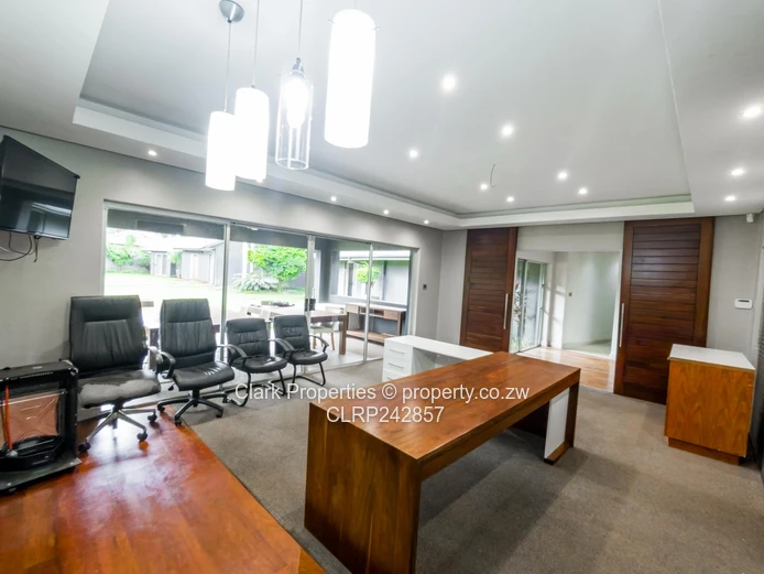 Office Property in an Exceptional Location!