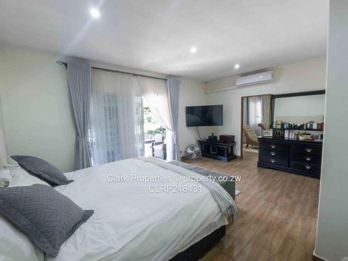 Exceptional Off-Grid Family Home in a Quiet Close! (Sole Mandate)
