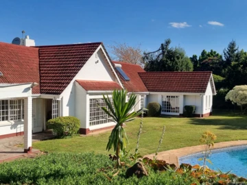 Beautiful Family Home near St. John's School!