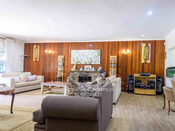 Exceptional Off-Grid Family Home in a Quiet Close! (Sole Mandate)