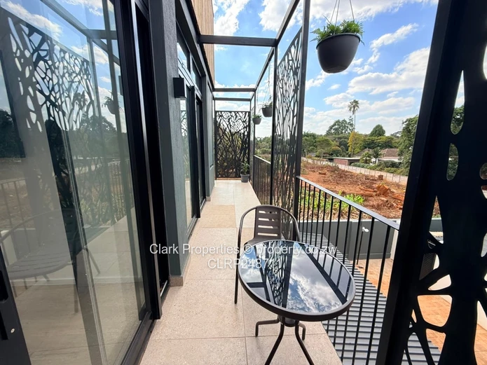 Neat Apartment at Jacaranda Heights!