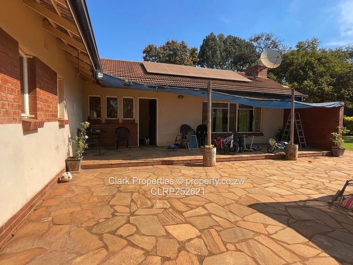 Family Living Just Minutes From Chegutu CBD