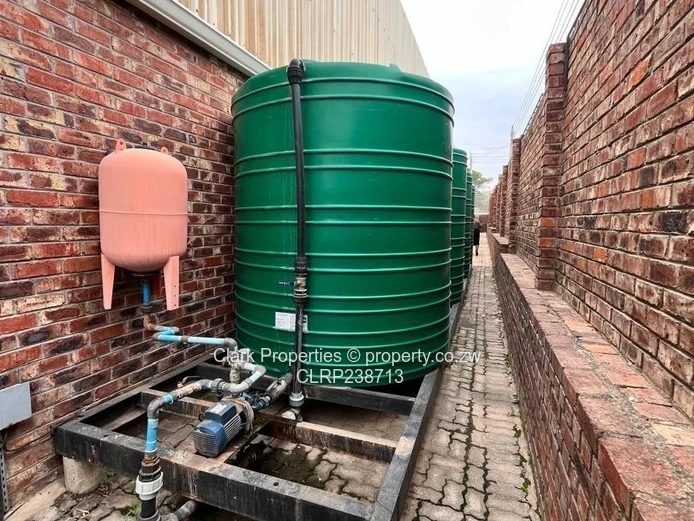 High-Exposure Commercial Property – Waterfalls