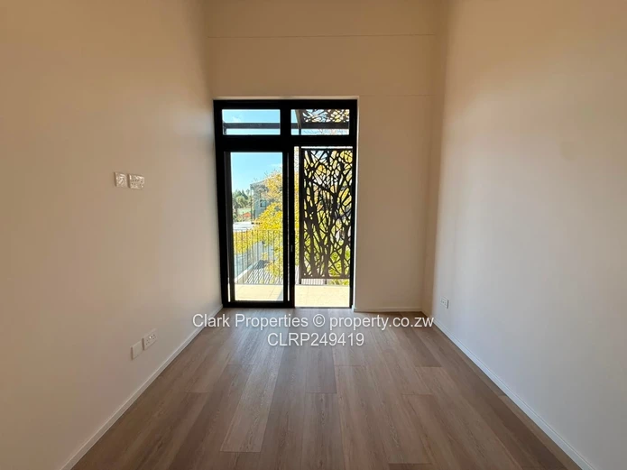 Neat Apartment At Jacaranda Heights!