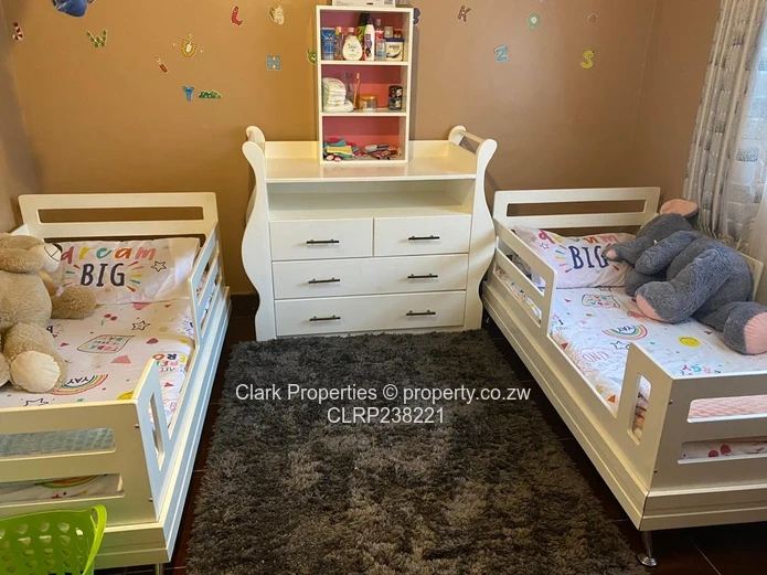 Modern Home! Ready to move in!