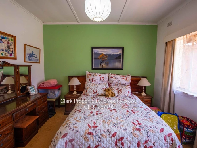 3-Bed, 3-Bath Northwood Home - Pool, Borehole & Solar (Sole Mandate)
