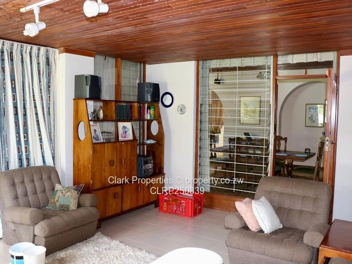 Spacious Grand Home With Vumba Mountain Views