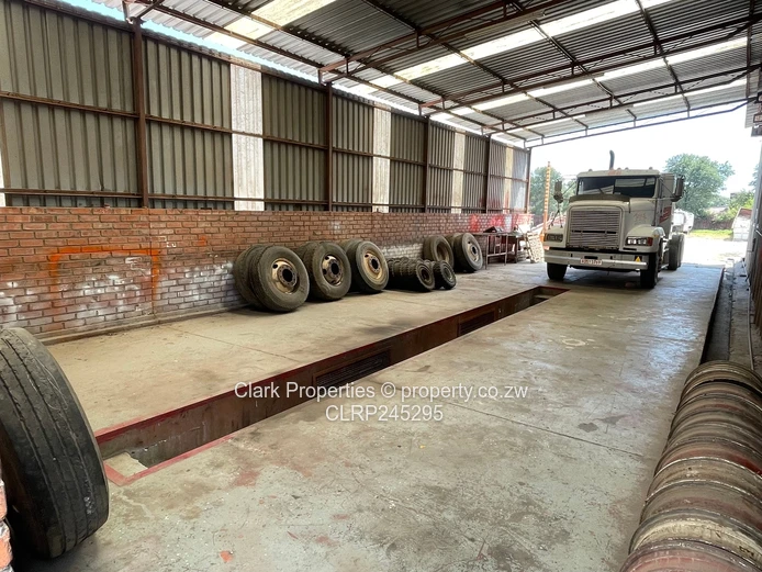 Exceptional warehouse with generous yard space